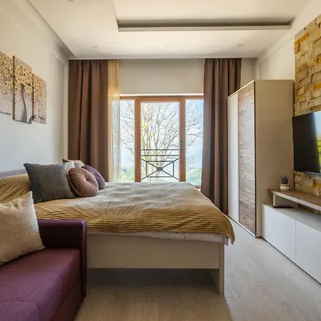 Sunset View & شقة *